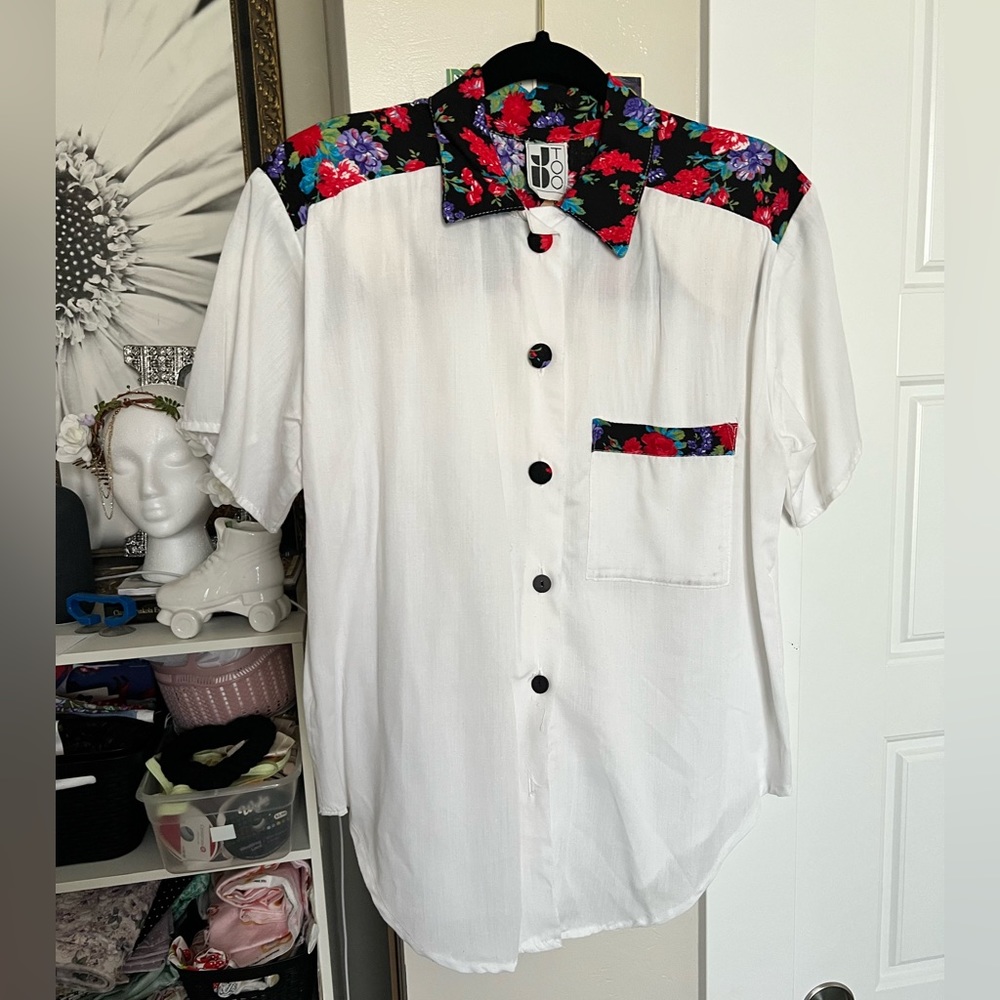 Eclectic 90s White & Floral Vintage Blouse - JD Too
